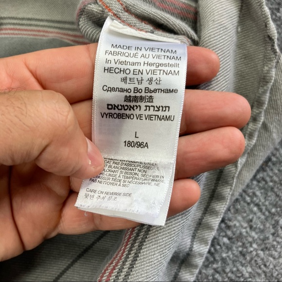 MARMOT Men's Fairfax Heathered Midweight Flannel in Sandbar Large worn fraying - Picture 7 of 15